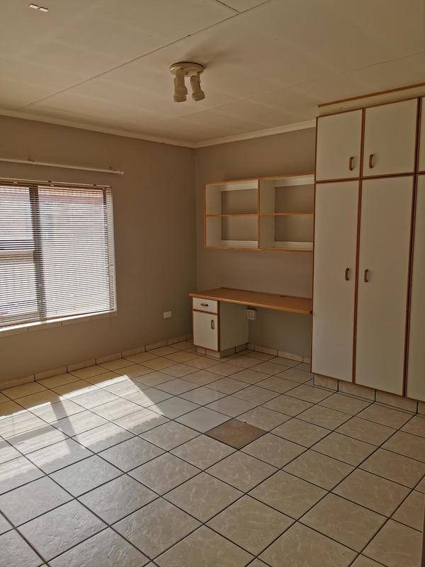 1 Bedroom Property for Sale in Dassie Rand North West